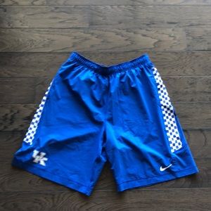 UK Nike Dri-fit performance shorts Men’s size XL